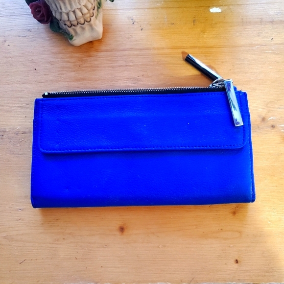 New!!   Halogen bright blue wallet π - Picture 3 of 9